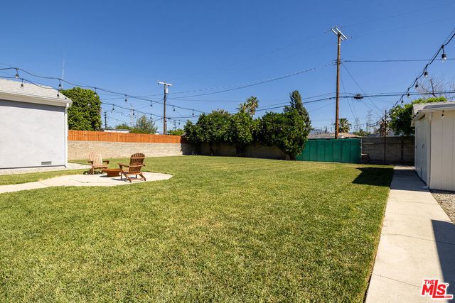 5926 Cleon Avenue, North Hollywood, CA 91601