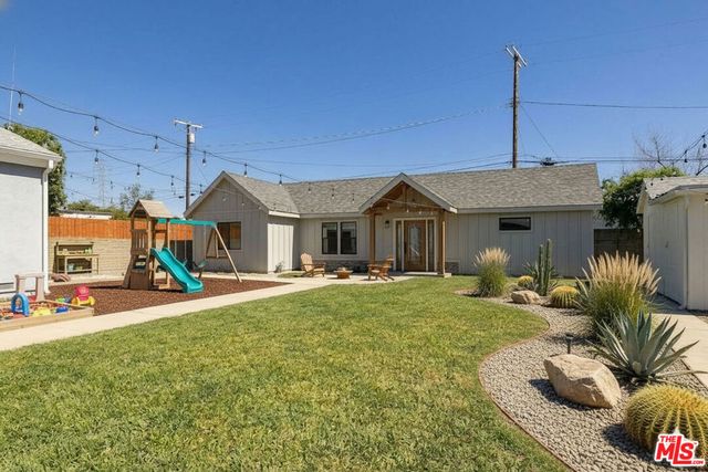 5926 Cleon Avenue, North Hollywood, CA 91601