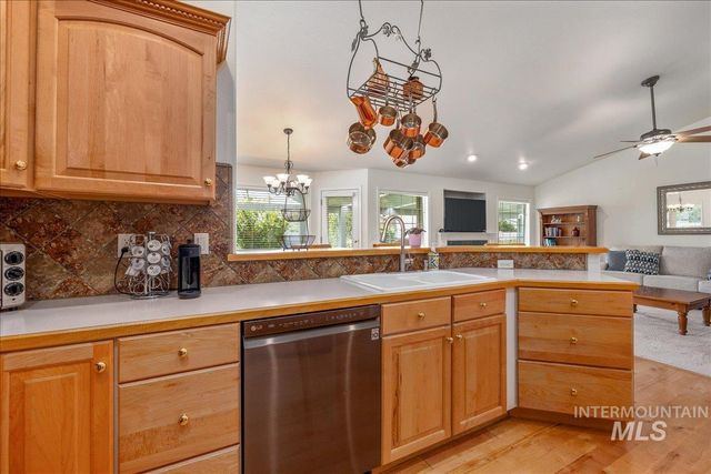 2685 E Green Canyon Drive, Meridian, ID 83642