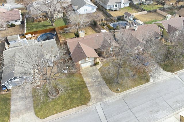 1442 N Pine Grove, Wichita, KS 67212