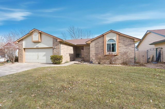 1442 N Pine Grove, Wichita, KS 67212