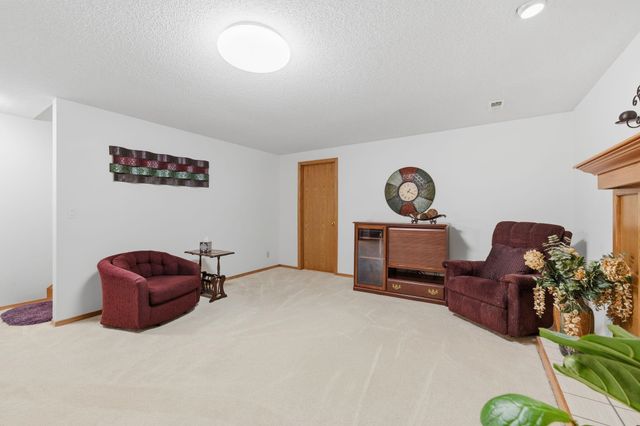 1442 N Pine Grove, Wichita, KS 67212