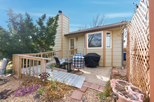 1442 N Pine Grove, Wichita, KS 67212