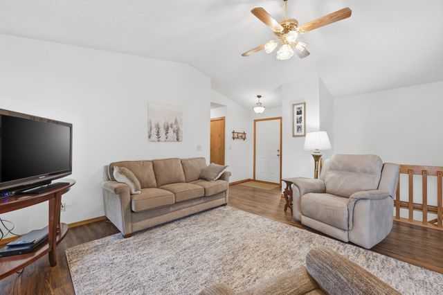 1442 N Pine Grove, Wichita, KS 67212