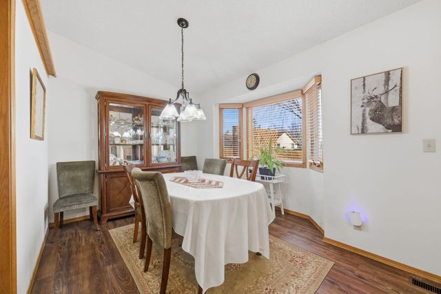 1442 N Pine Grove, Wichita, KS 67212