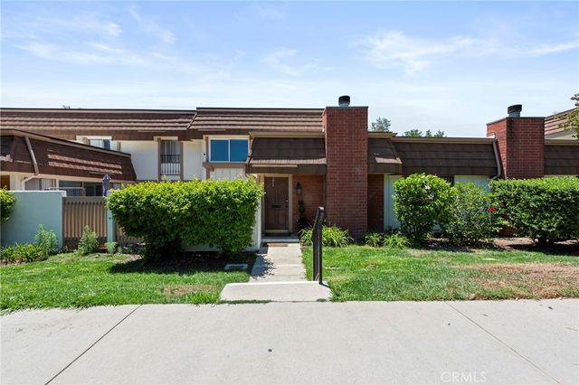 22242 Germain St 7, Chatsworth, CA 91311