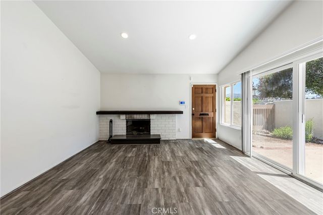 22242 Germain St 7, Chatsworth, CA 91311