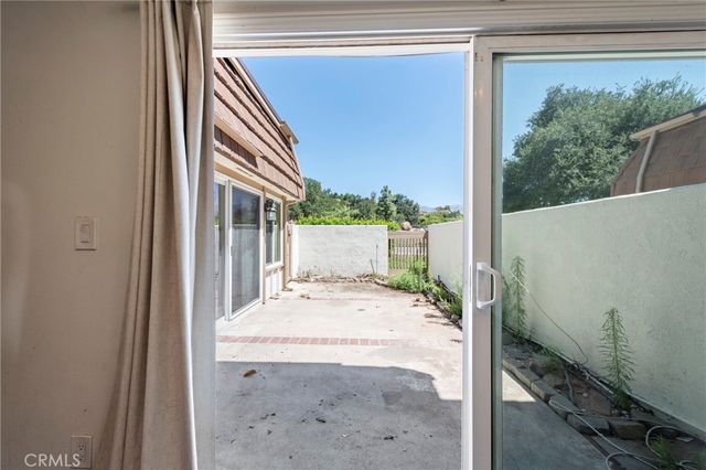 22242 Germain St 7, Chatsworth, CA 91311
