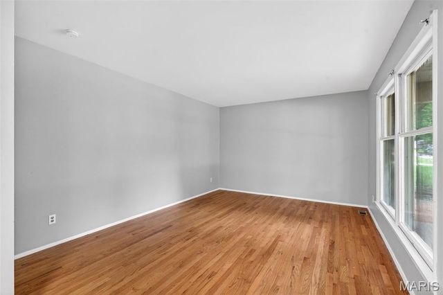 1276 Springhurst Drive, Florissant, MO 63031
