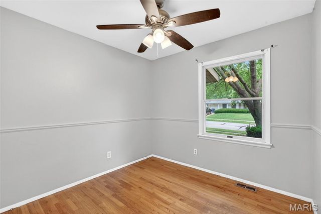 1276 Springhurst Drive, Florissant, MO 63031