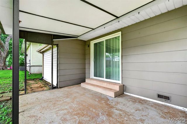 1276 Springhurst Drive, Florissant, MO 63031