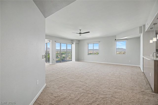 8255 Las Vegas Boulevard 722, Las Vegas, NV 89123