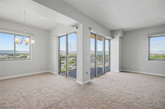 8255 Las Vegas Boulevard 722, Las Vegas, NV 89123