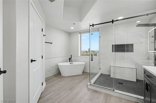 8255 Las Vegas Boulevard 722, Las Vegas, NV 89123