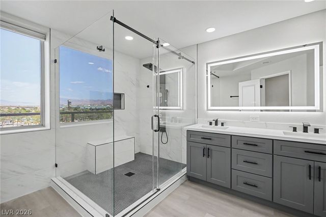 8255 Las Vegas Boulevard 722, Las Vegas, NV 89123