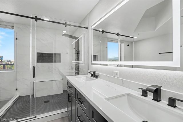 8255 Las Vegas Boulevard 722, Las Vegas, NV 89123