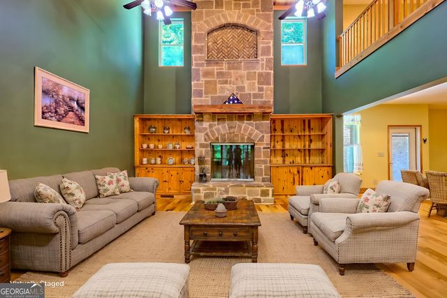876 WHITETAIL Trail, Clayton, GA 30525