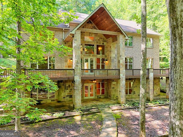 876 WHITETAIL Trail, Clayton, GA 30525