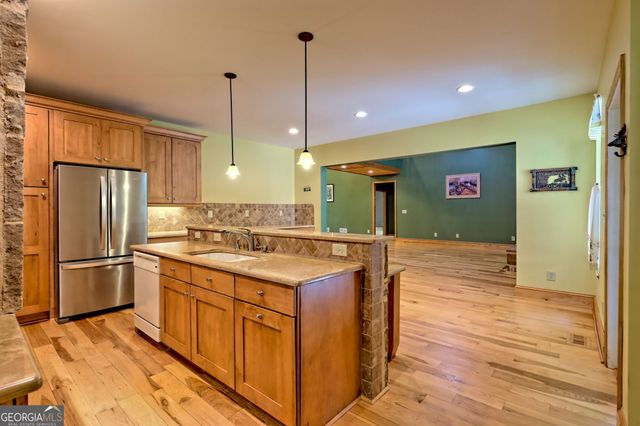 876 WHITETAIL Trail, Clayton, GA 30525