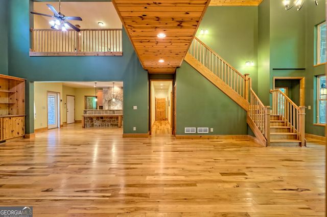 876 WHITETAIL Trail, Clayton, GA 30525