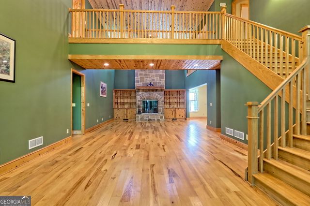 876 WHITETAIL Trail, Clayton, GA 30525
