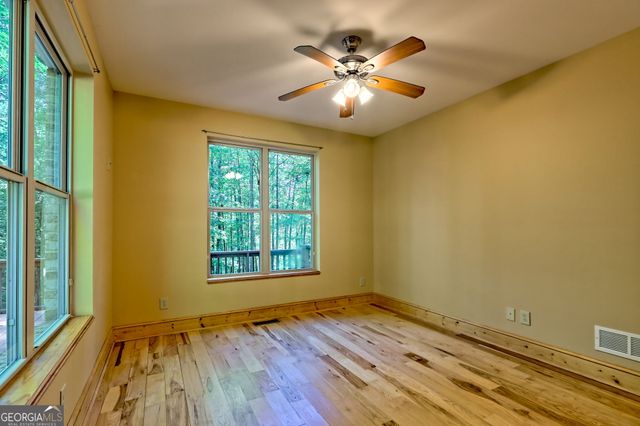 876 WHITETAIL Trail, Clayton, GA 30525