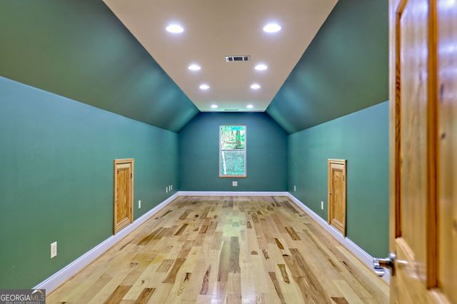 876 WHITETAIL Trail, Clayton, GA 30525