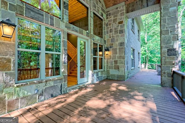 876 WHITETAIL Trail, Clayton, GA 30525