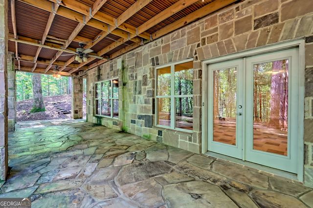 876 WHITETAIL Trail, Clayton, GA 30525