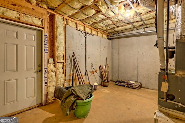 876 WHITETAIL Trail, Clayton, GA 30525