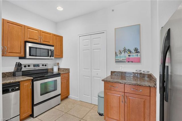13110 Bella Casa CIR 102, Fort Myers, FL 33966