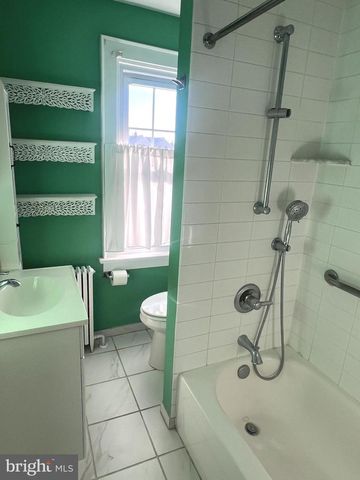 9 WILLIAMS LN, Hatboro, PA 19040