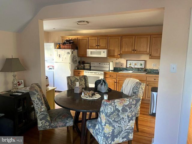 9 WILLIAMS LN, Hatboro, PA 19040