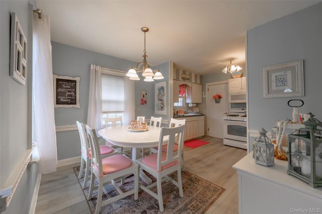 238 James Street, Franklin Square, NY 11010