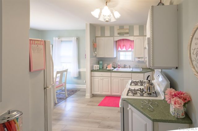 238 James Street, Franklin Square, NY 11010