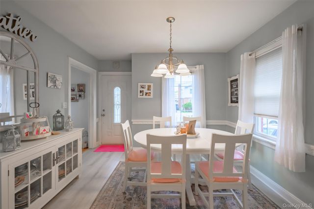 238 James Street, Franklin Square, NY 11010