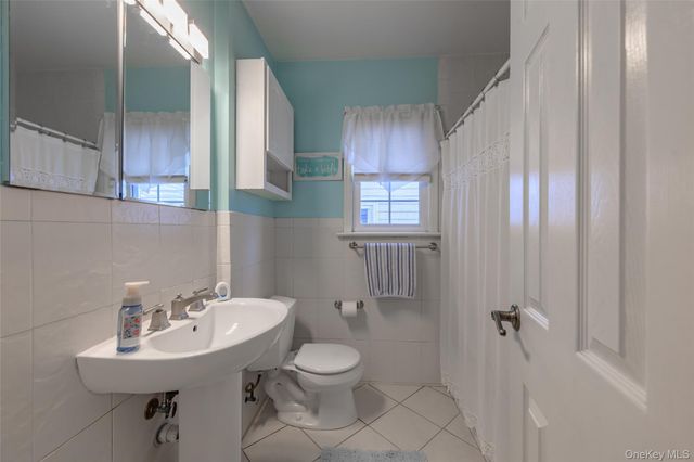 238 James Street, Franklin Square, NY 11010