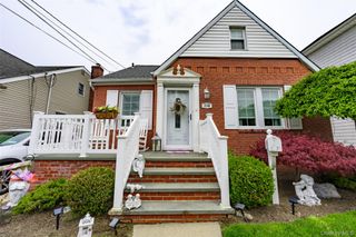 238 James Street, Franklin Square, NY 11010