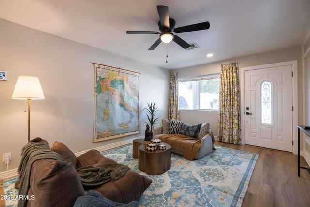 1413 E WINDSOR Avenue, Phoenix, AZ 85006