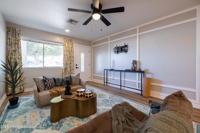 1413 E WINDSOR Avenue, Phoenix, AZ 85006