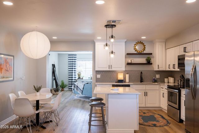 1413 E WINDSOR Avenue, Phoenix, AZ 85006