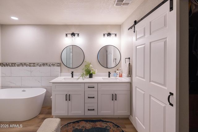 1413 E WINDSOR Avenue, Phoenix, AZ 85006