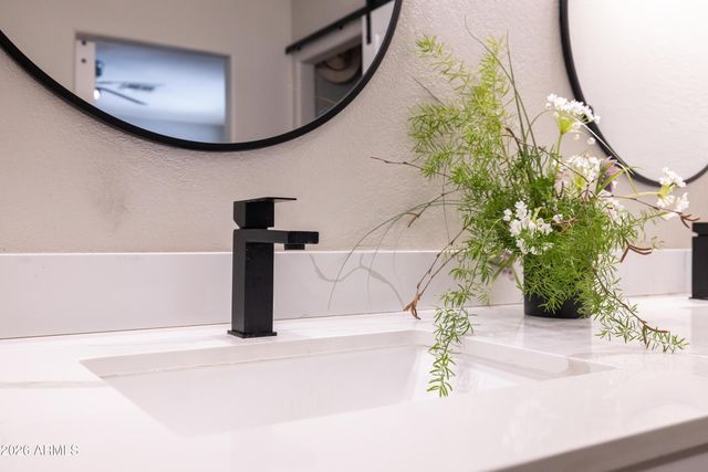 1413 E WINDSOR Avenue, Phoenix, AZ 85006