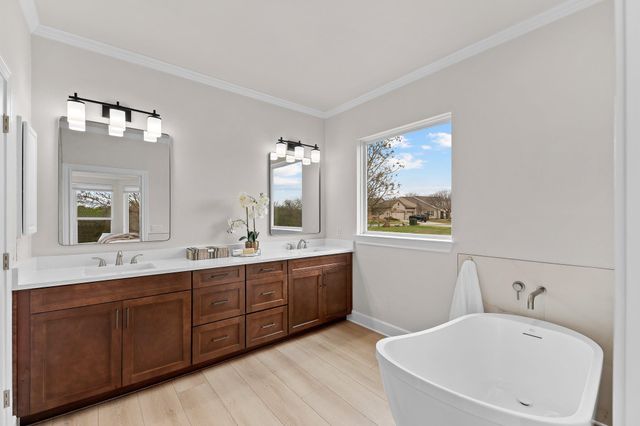 511 Dove Hollow TRL, Georgetown, TX 78633