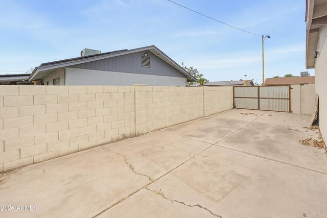 3313 W PERSHING Avenue, Phoenix, AZ 85029