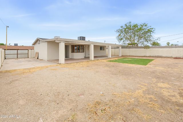 3313 W PERSHING Avenue, Phoenix, AZ 85029