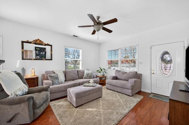 4730 Amber Ln, Sacramento, CA 95841