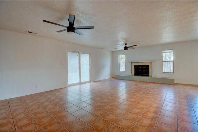 2100 Black Hills Road NE, Rio Rancho, NM 87124