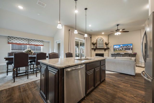 335 Bluewood Drive, Fate, TX 75087