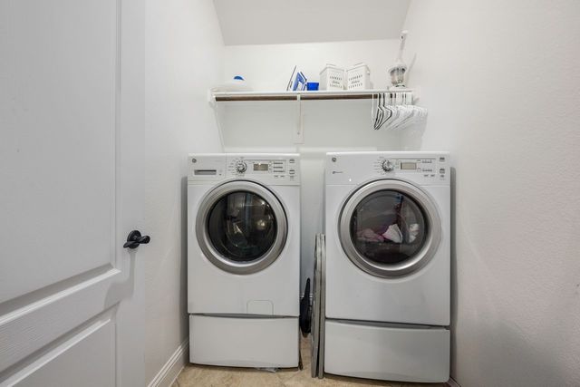 335 Bluewood Drive, Fate, TX 75087